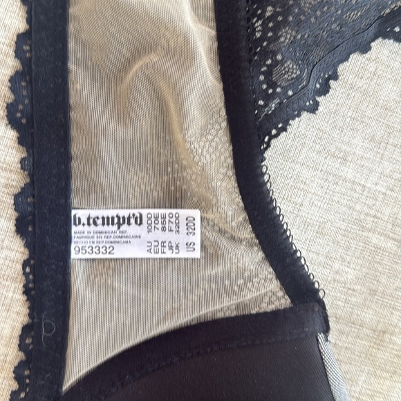 B Tempt'd by Wacoal Bra 32DD Gray Black Lace Underwire Front Closure cross back - Picture 5 of 7